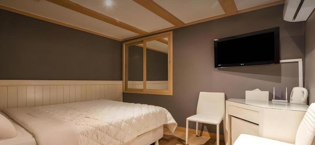 Sinyoung Motel Seoul Ngoại thất bức ảnh