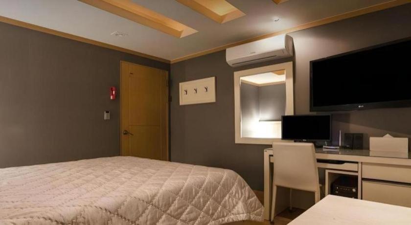 Sinyoung Motel Seoul Ngoại thất bức ảnh